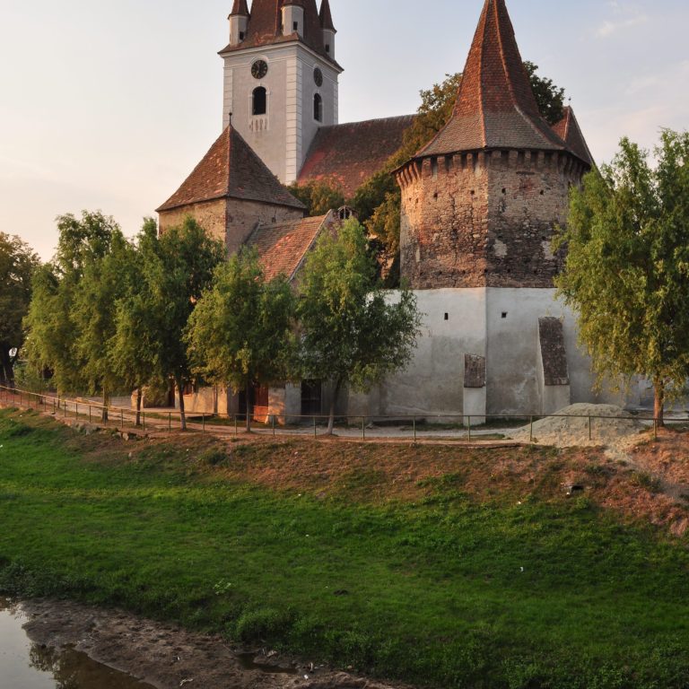 CristianSB_36-scaled-1-768x768 Biserica Fortificată din Biertan: Mărturie arhitecturală a istoriei medievale