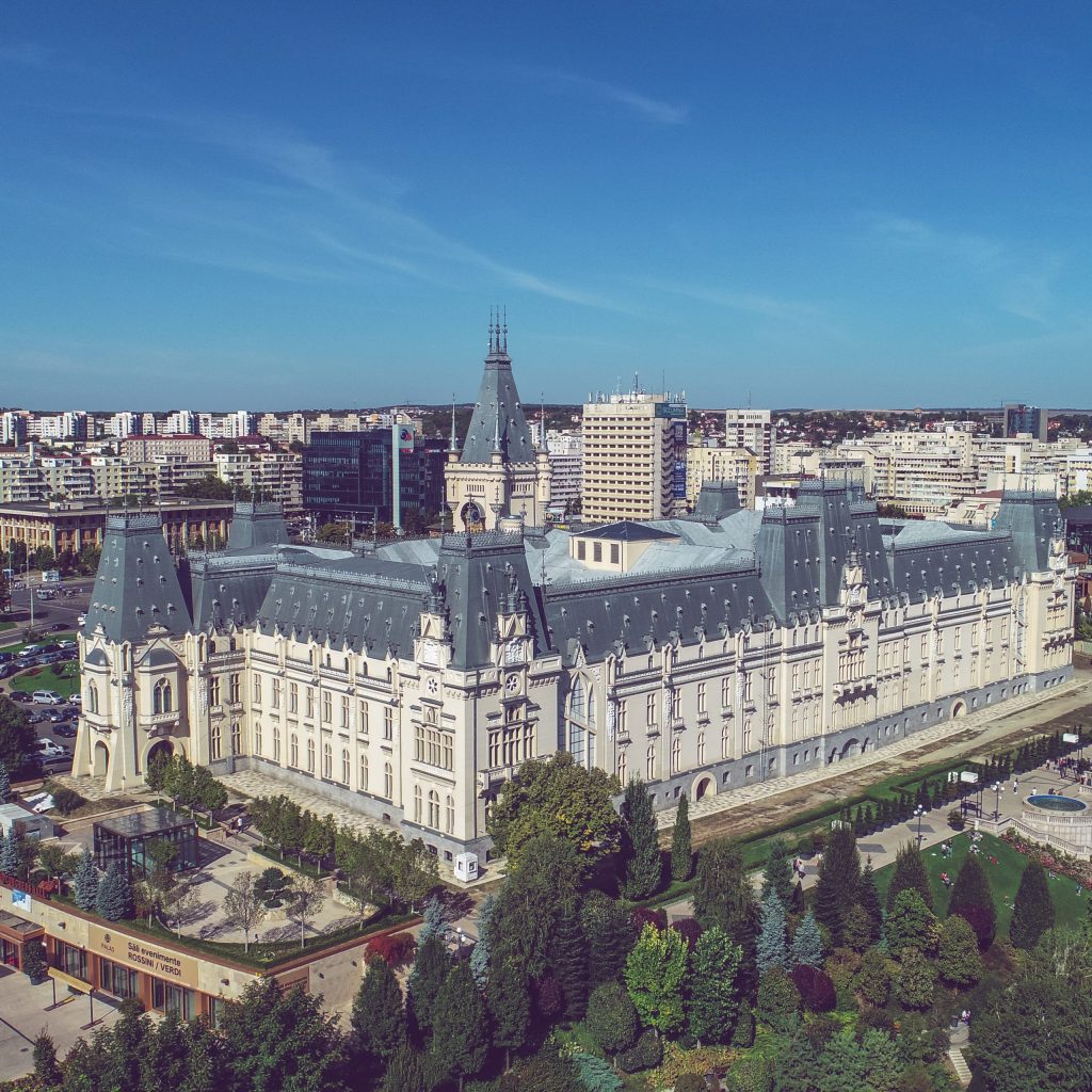 Aerial_view_of_the_Palace_of_Culture_in_Iasi_Romania_DJI_0260-scaled-1-1024x1024 Palatul Culturii Iasi: O Bijuterie Arhitecturală și Istorică