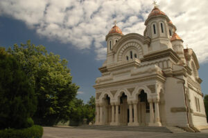 Catedrala Arhiepiscopală Galați: Simbol al spiritualității și frumuseții