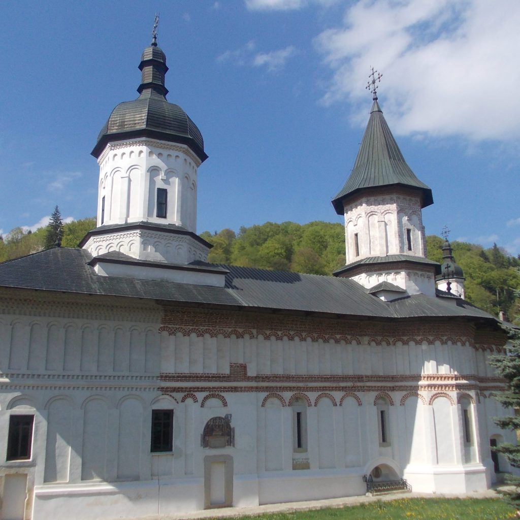Igreja_do_Secu-scaled-1-1024x1024 Mănăstiri Pângăraţi: Răsfăț spiritual și istorie