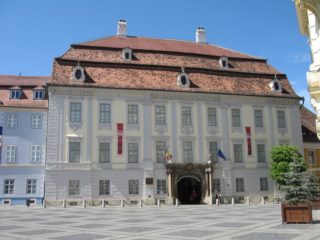 Palatul_Brukenthal_din_Sibiu-1-1024x768 Palatul Brukenthal Sibiu: Istorie și artă într-o bijuterie arhitecturală