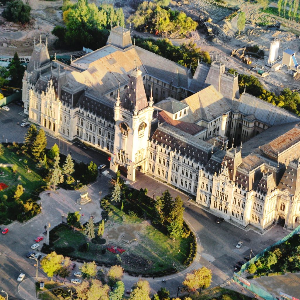 Palatul_Culturii_Aerial-scaled-1-1024x1024 Palatul Culturii Iasi: O Bijuterie Arhitecturală și Istorică