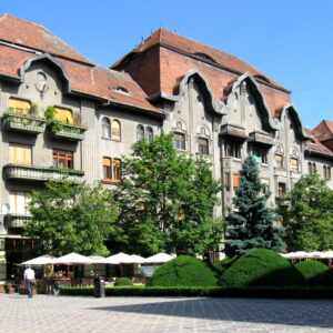 Palatul Dauerbach: Eleganță regală în inima arhitecturii