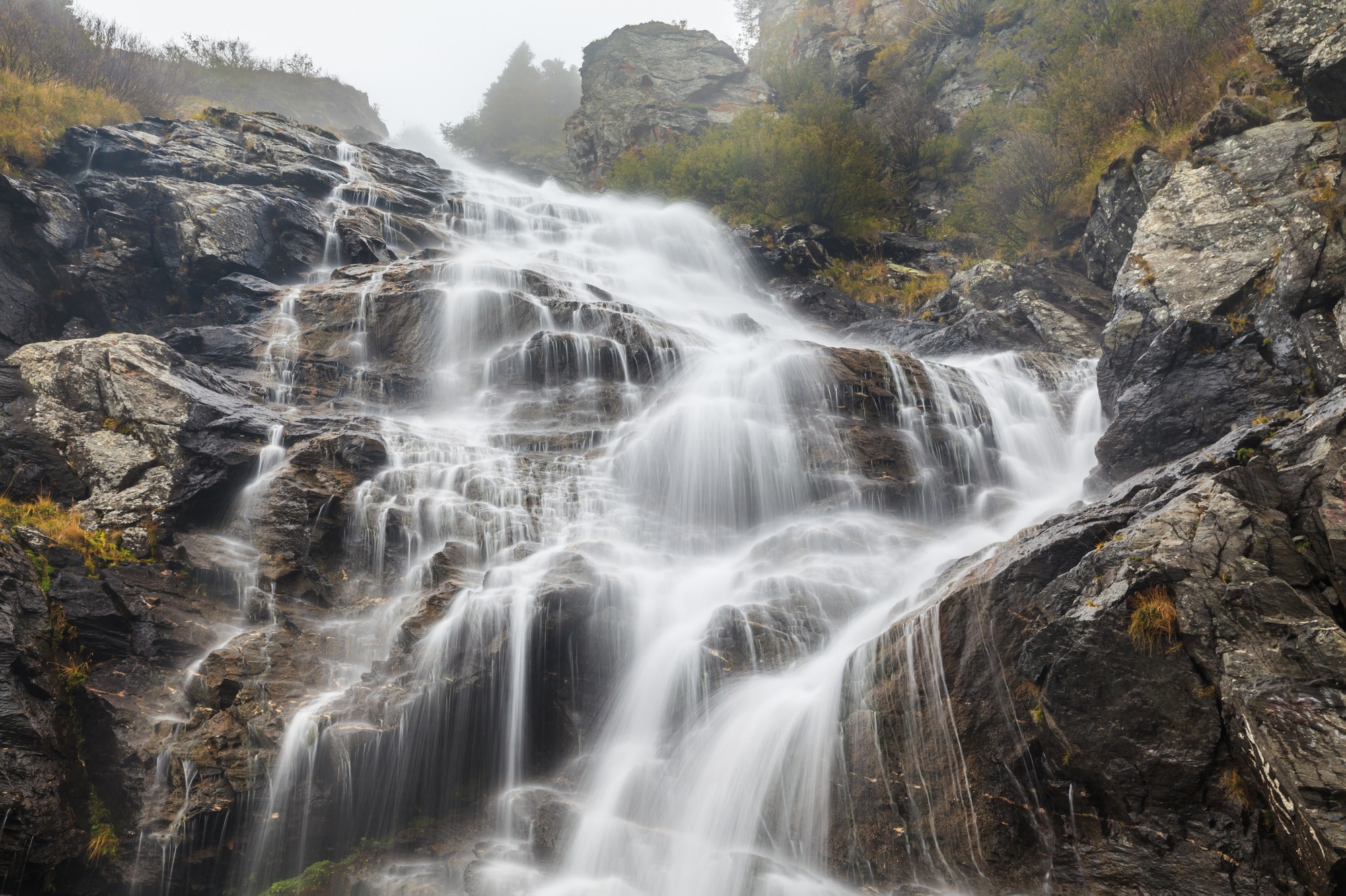 Cascada Bâlea – cea mai spectaculoasă cădere de apă din Munții Făgăraș